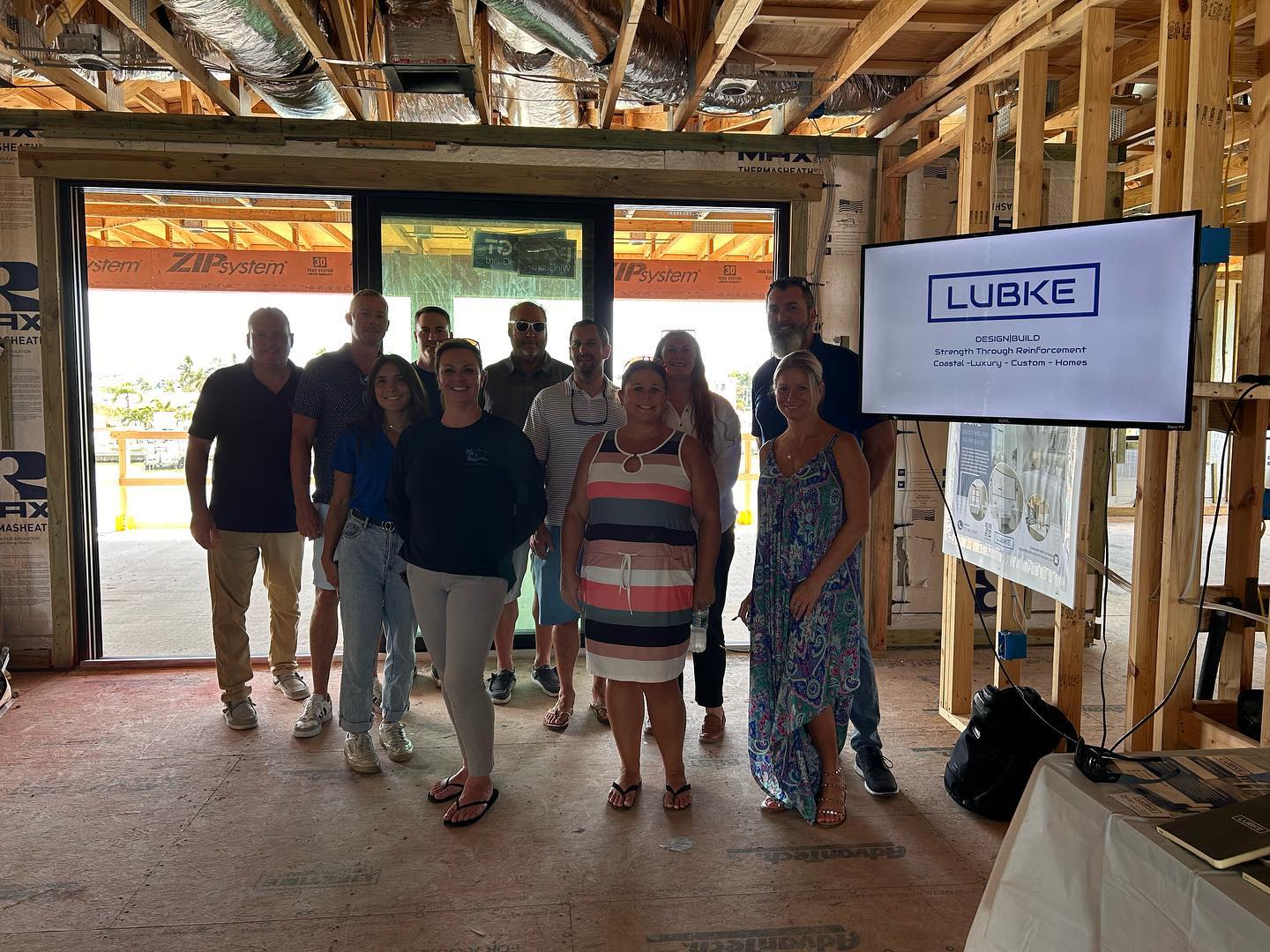Great afternoon and lunch with the @backrowbroker and team! Relationship is the key to any partnership! If you are a realtor contact us today to learn how we can work together to help clients discover the value of a new build or if they are selling - how a To Be Built listing! We are here to serve!